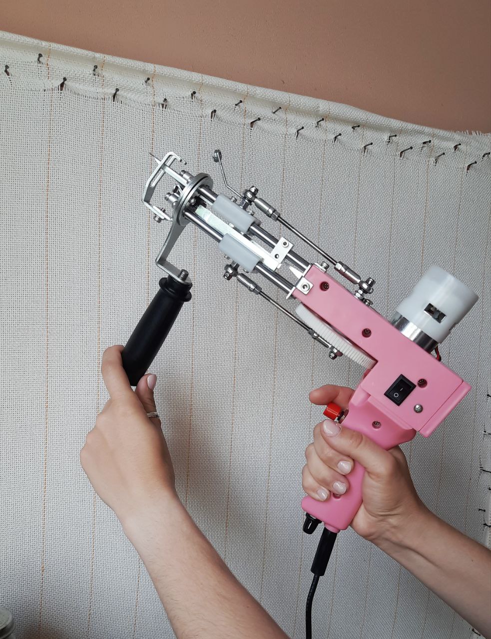 How to Use a Tufting Gun Create Stunning Handmade Rugs